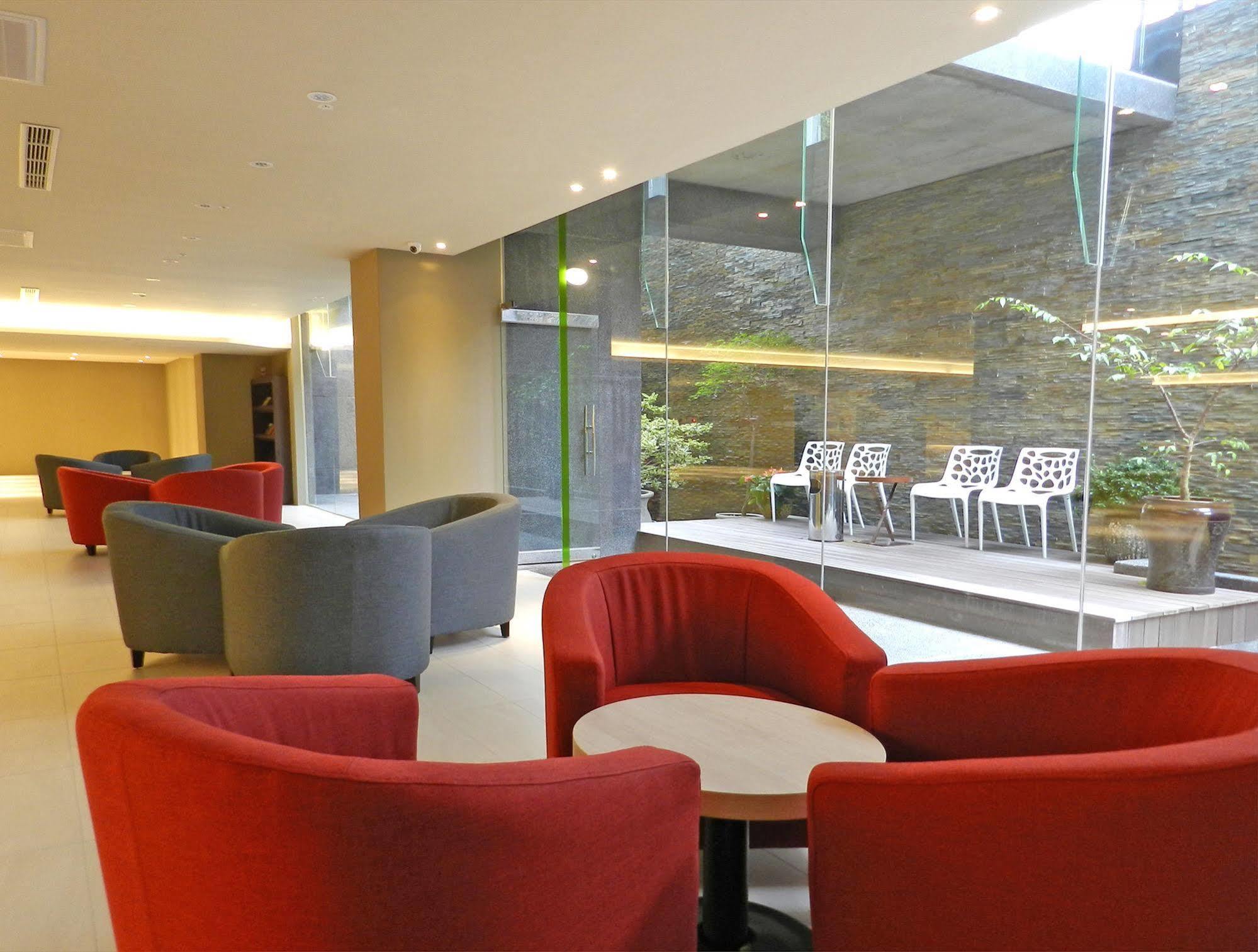 Look Royal Resort Chiayi City Exterior photo The interior of the lounge