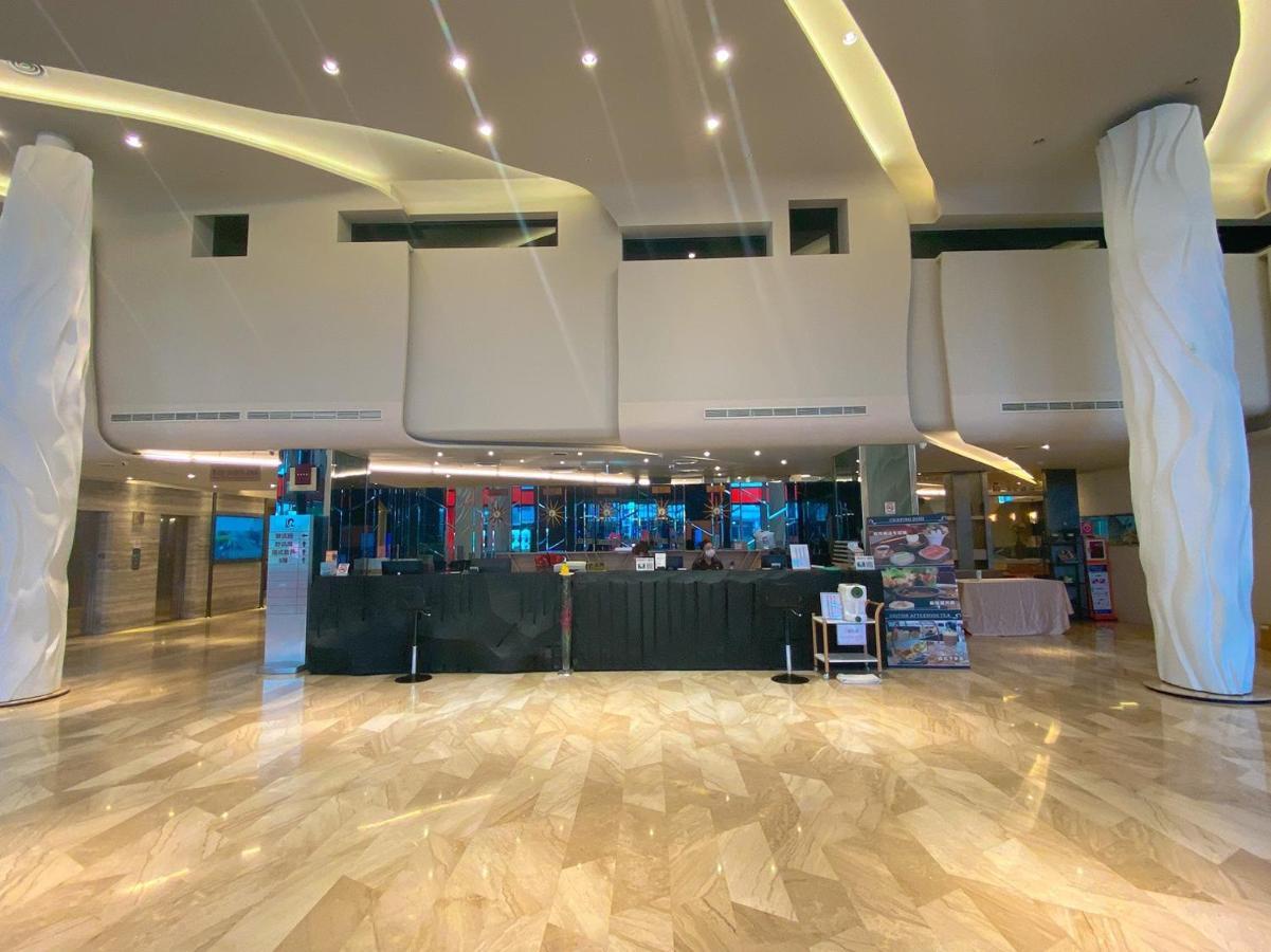 Look Royal Resort Chiayi City Exterior photo Lobby